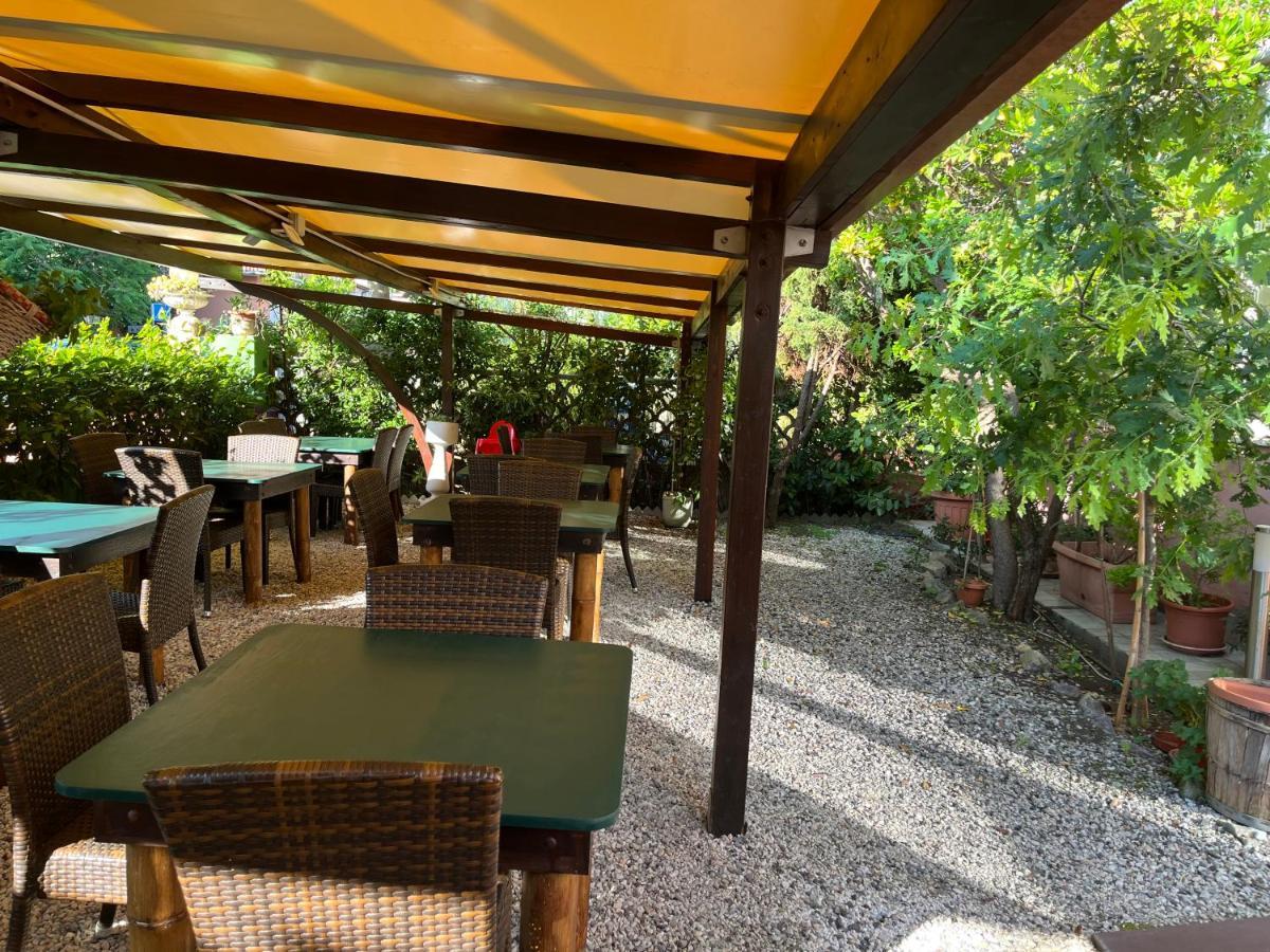 Ellymar Hotel